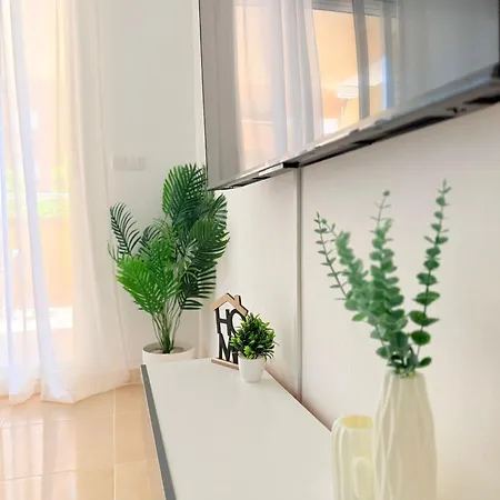 Seaside Marina Apartment *